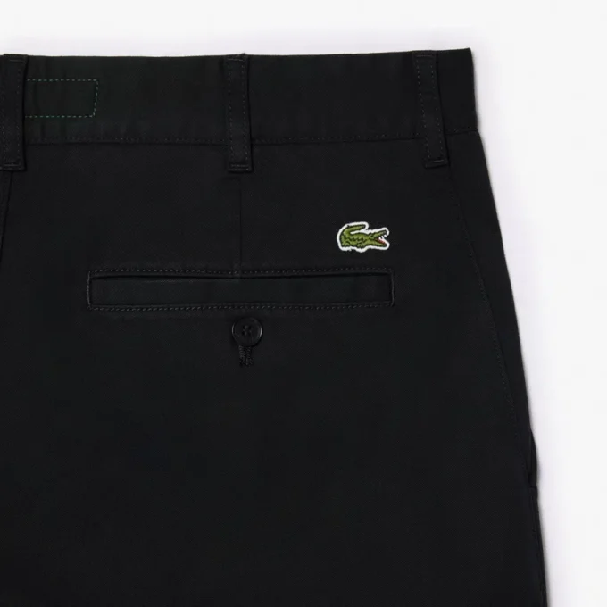 Pantaloni slim fit in cotone elasticizzato da uomo Pantaloni slim fit in cotone elasticizzato da uomo