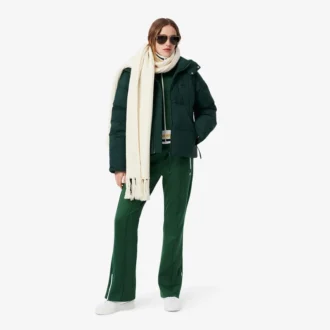 Piumino da donna con cappuccio e vestibilità comoda