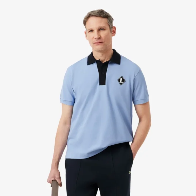 Polo con badge dalla vestibilità classica, prodotta in Francia