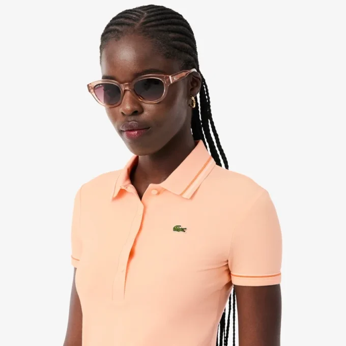 Polo da donna L.12.D slim fit con dettagli rifiniti Polo da donna L.12.D slim fit con dettagli rifiniti