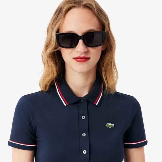 Polo da donna L.12.D slim fit con dettagli rifiniti Polo da donna L.12.D slim fit con dettagli rifiniti