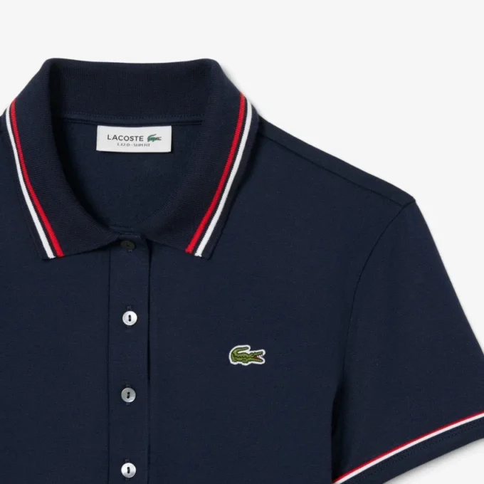 Polo da donna L.12.D slim fit con dettagli rifiniti Polo da donna L.12.D slim fit con dettagli rifiniti