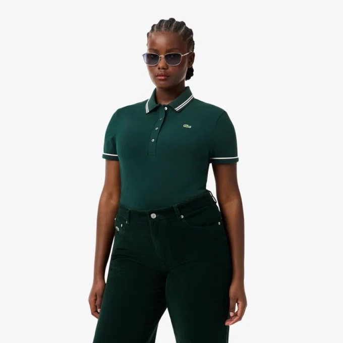 Polo da donna L.12.D slim fit con dettagli rifiniti Polo da donna L.12.D slim fit con dettagli rifiniti