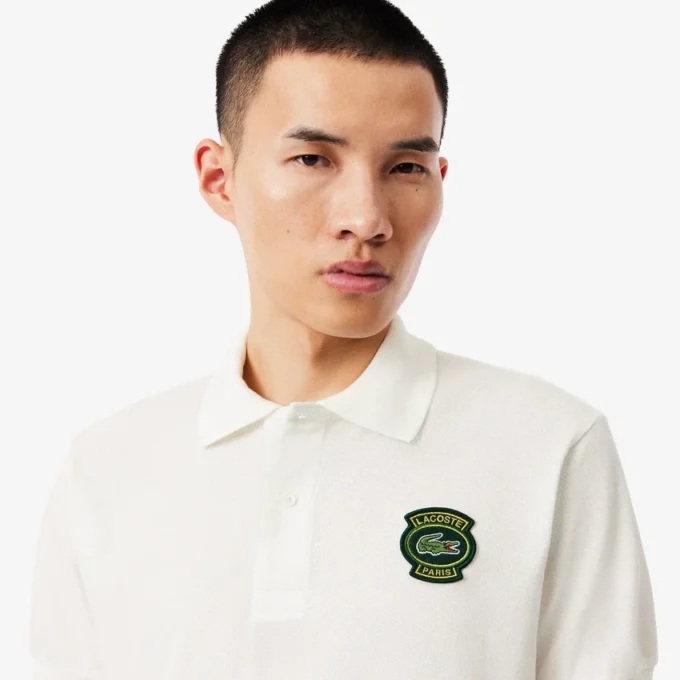 Polo da uomo Classic Fit con badge Petit Piqué Polo da uomo Classic Fit con badge Petit Piqué
