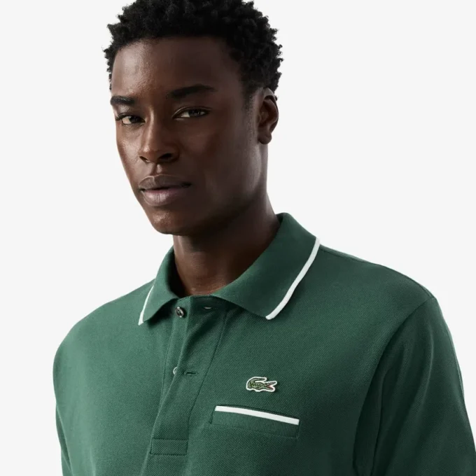 Polo da uomo L.12.12 con taschino e vestibilità classica Polo da uomo L.12.12 con taschino e vestibilità classica