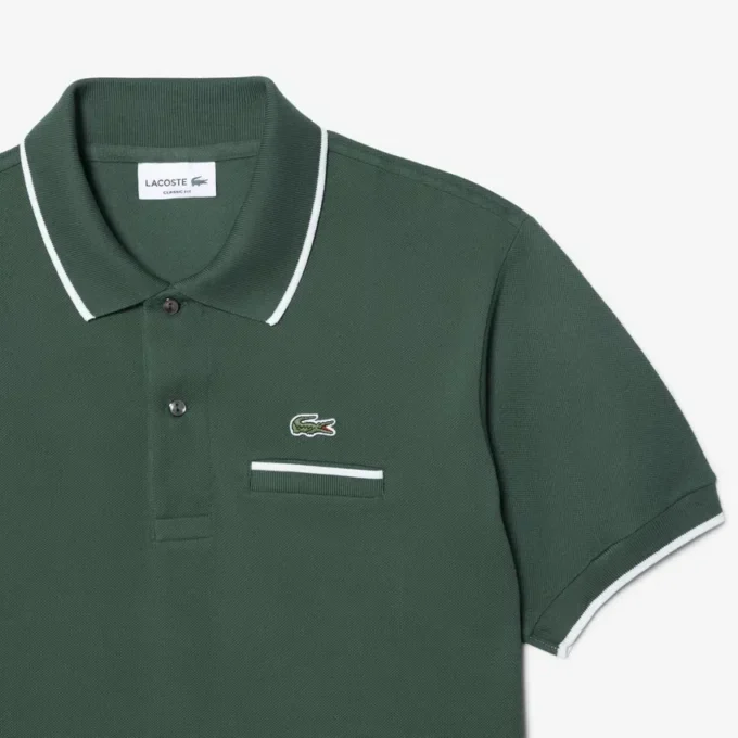 Polo da uomo L.12.12 con taschino e vestibilità classica Polo da uomo L.12.12 con taschino e vestibilità classica