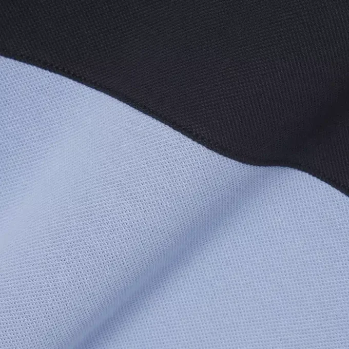 Polo in piqué color block dalla vestibilità regolare Polo in piqué color block dalla vestibilità regolare