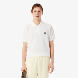 Polo in piqué con badge e vestibilità classica