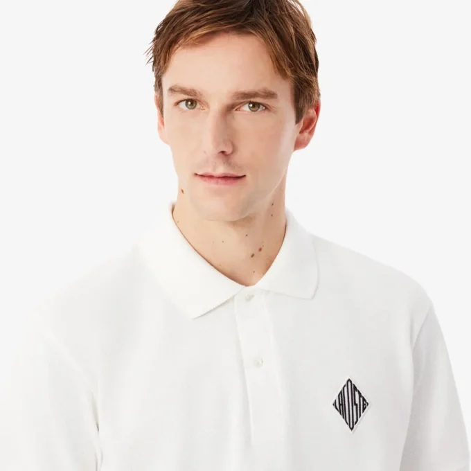 Polo in piqué con badge e vestibilità classica Polo in piqué con badge e vestibilità classica