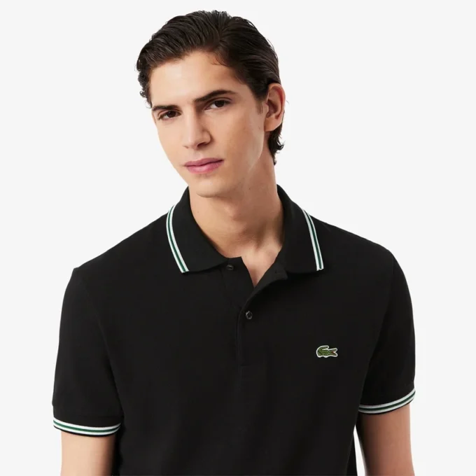 Polo L.12.12 da uomo, vestibilità regolare con dettagli decorativi Polo L.12.12 da uomo, vestibilità regolare con dettagli decorativi