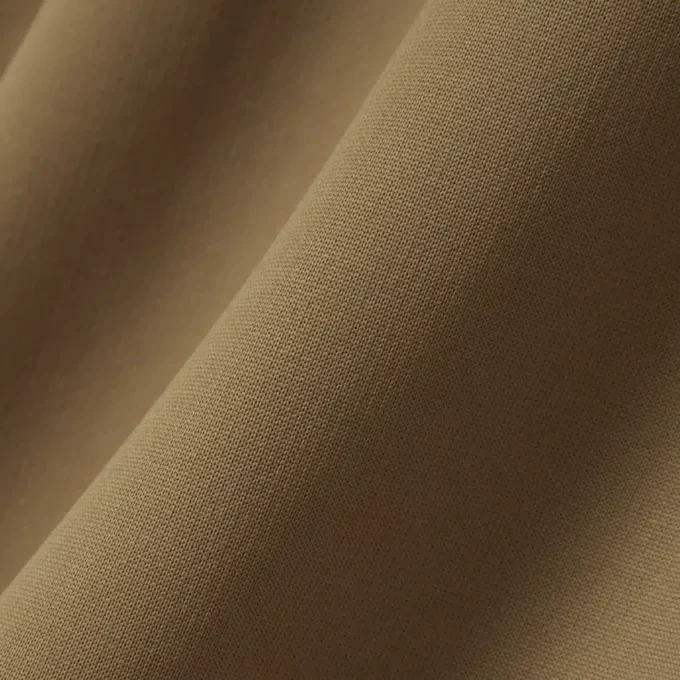 Polo oversize in raso con badge Runway
