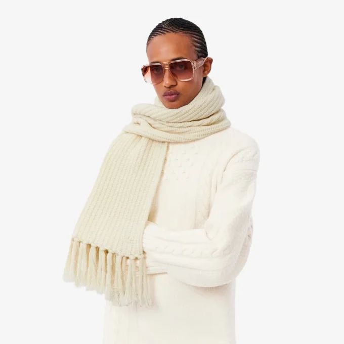 Sciarpa da donna in lana con frange Sciarpa da donna in lana con frange