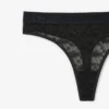 Slip a perizoma in pizzo con logo in vita Slip a perizoma in pizzo con logo in vita
