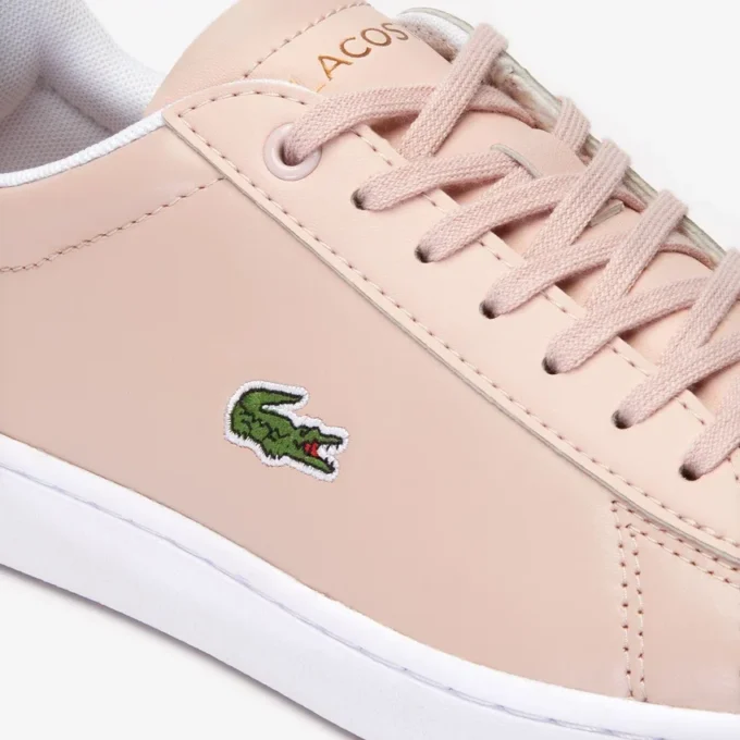Sneakers da donna con lacci