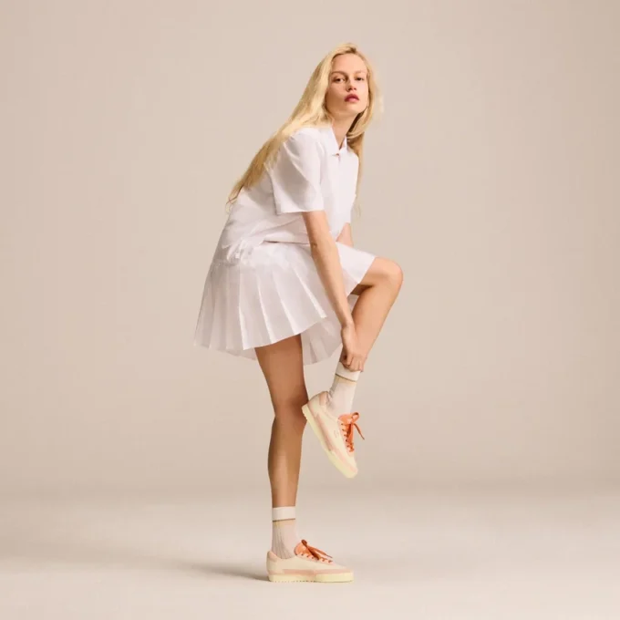Sneakers in pelle Aura da donna
