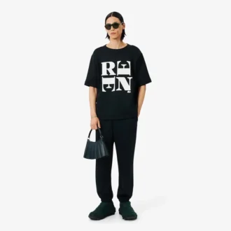 T-shirt con stampa grafica in raso Runway