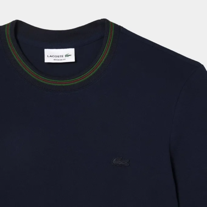 T-shirt da uomo in piqué elasticizzato con colletto a righe T-shirt da uomo in piqué elasticizzato con colletto a righe