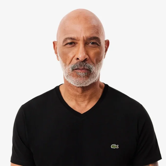 T-shirt da uomo leggera in cotone Pima con scollo a V