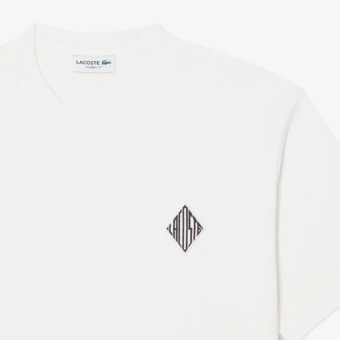 T-shirt dal taglio classico con grande stemma T-shirt dal taglio classico con grande stemma