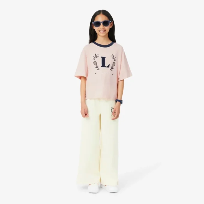 T-shirt in cotone con badge a contrasto T-shirt in cotone con badge a contrasto