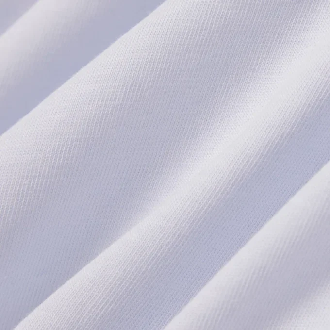 T-shirt in cotone con stampa grafica T-shirt in cotone con stampa grafica